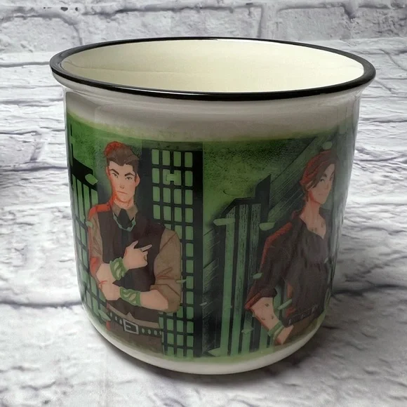 Illumicrate Cut & Carve Jade City Black and Green Mug - Picture 6 of 9